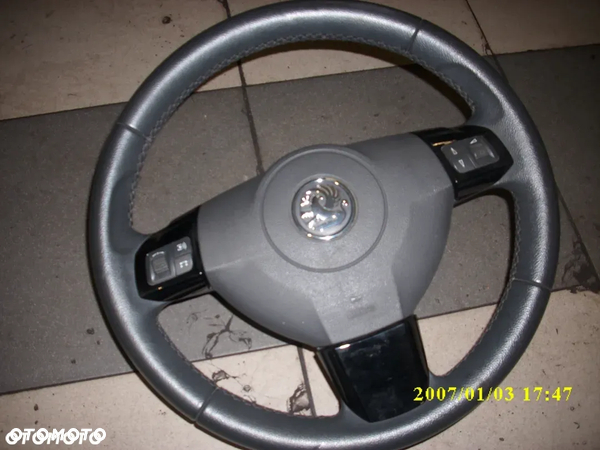 OPEL ASTRA H ZAFIRA B KIEROWNICA