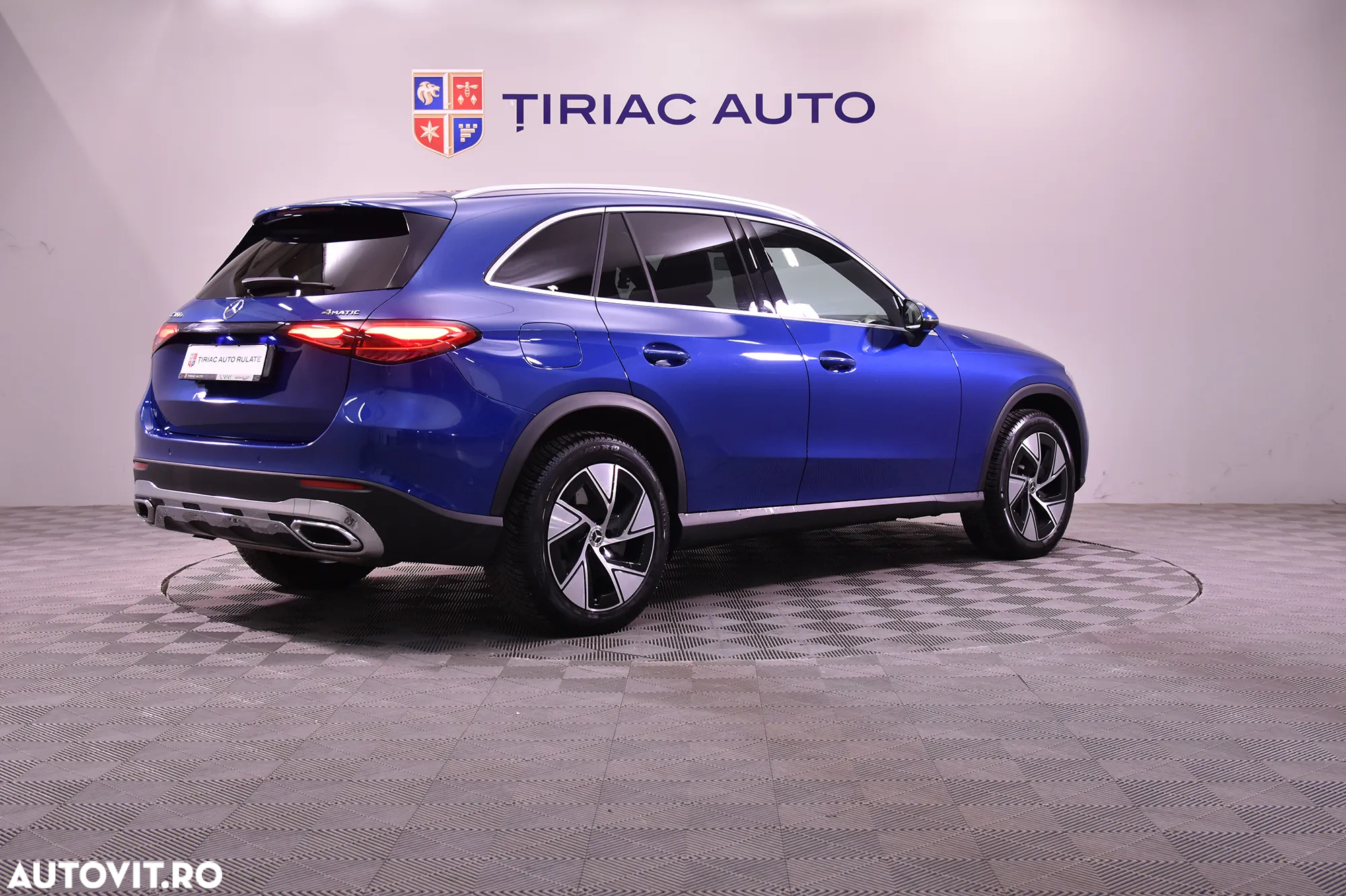 Mercedes-Benz GLC 300 e 4MATIC - 5