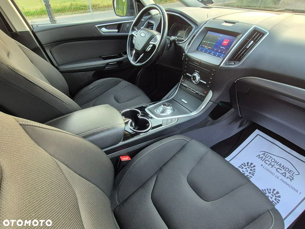 Ford S-Max - 21