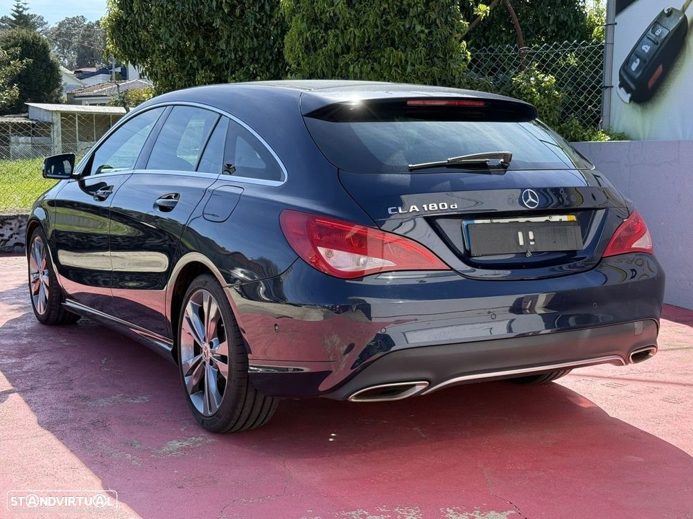 Mercedes-Benz CLA 180 d Shooting Brake Urban - 4