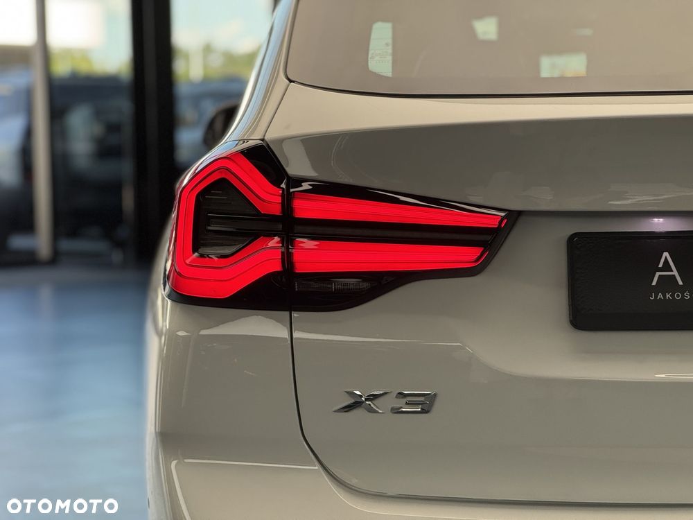 BMW X3 xDrive30e - 39