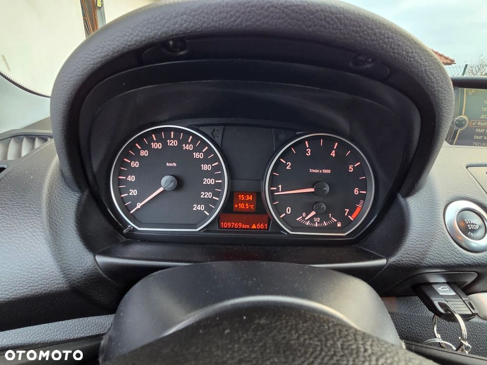 BMW Seria 1 116i - 19