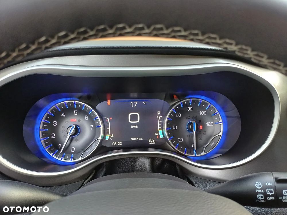 Chrysler Pacifica - 14