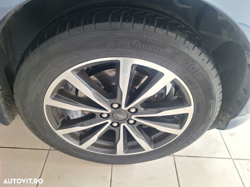 Ford Kuga 2.0 TDCi 4WD Powershift ST-Line - 7