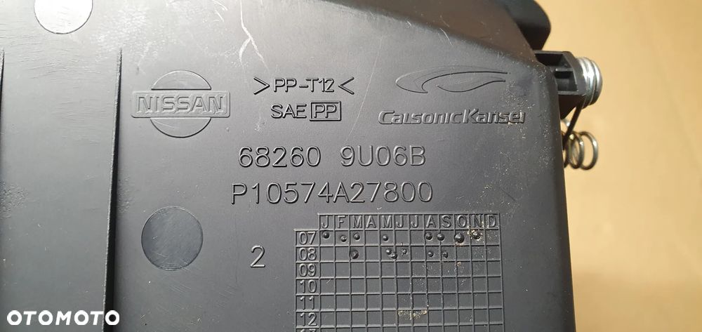 Schowek półka deski konsoli Nissan Note E11 Europa 68260-9U06B - 5