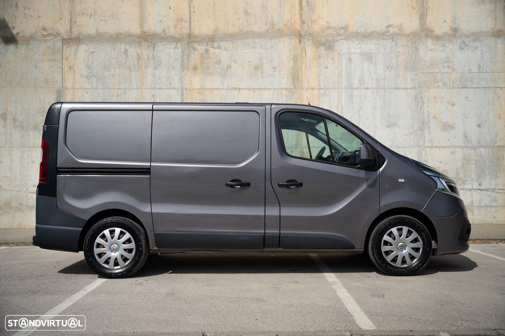 Renault Trafic 2.0 Dci - 6