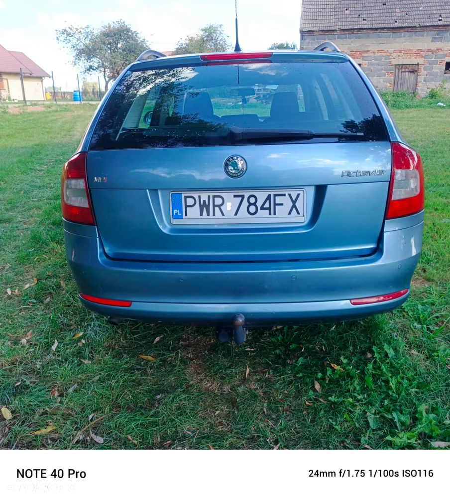 Skoda Octavia 1.6 Ambiente - 7