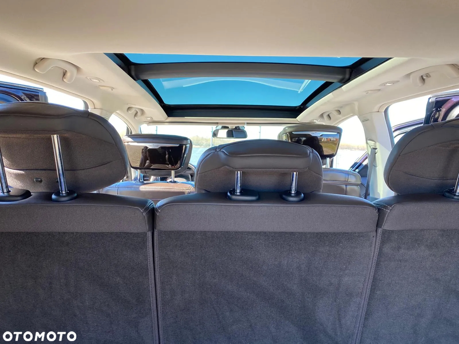 Renault Espace 1.6 dCi Energy Initiale Paris EDC - 16