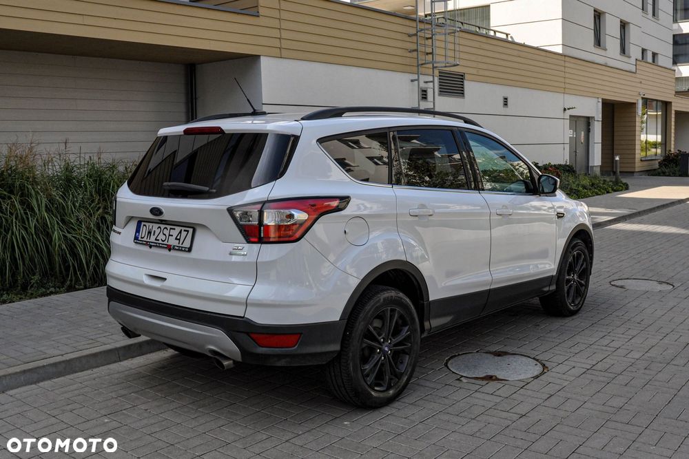 Ford Escape - 4