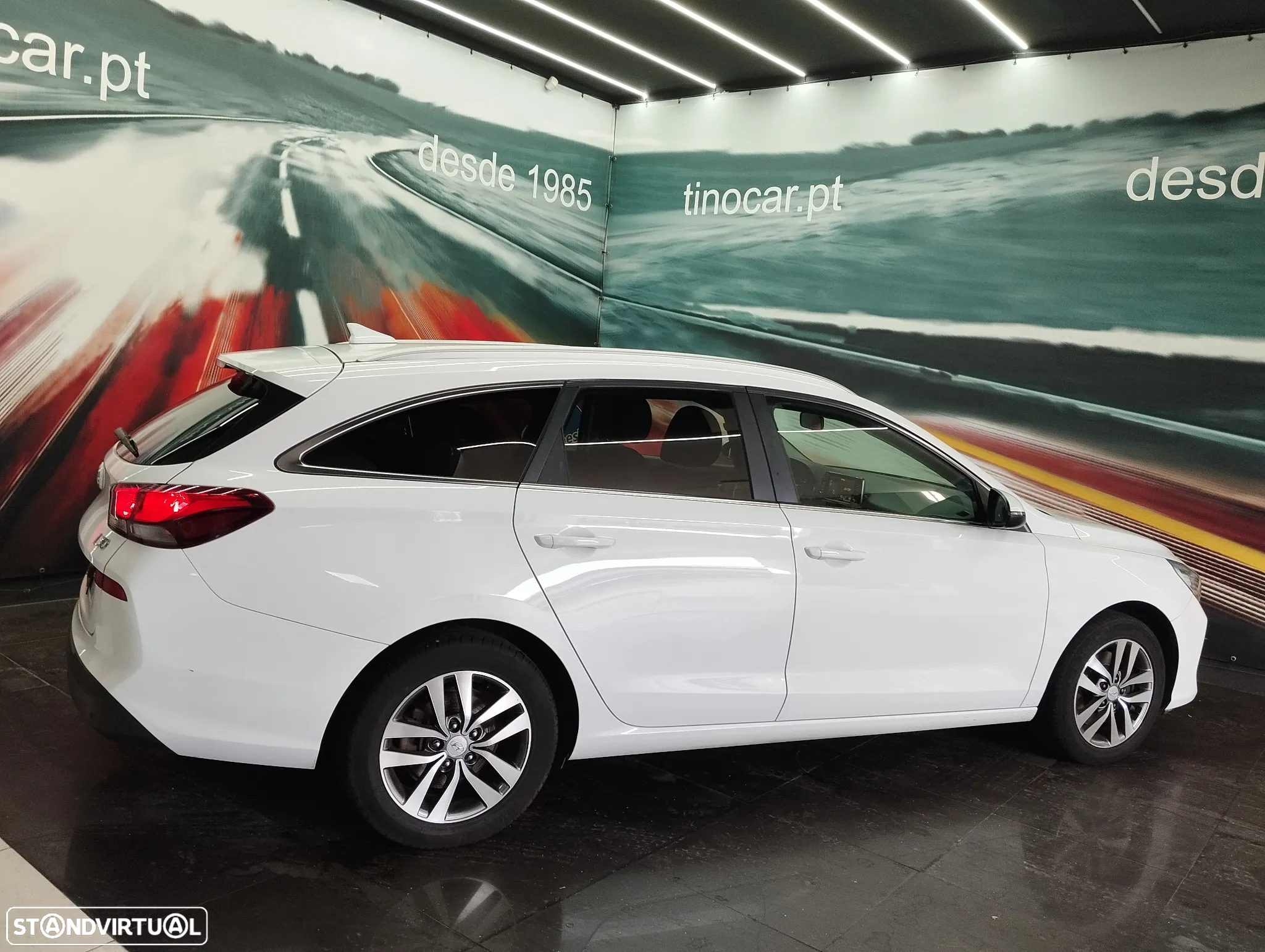 Hyundai i30 SW 1.6 CRDi Style+Navi - 8