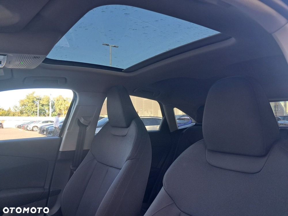 Audi Q3 Sportback - 14