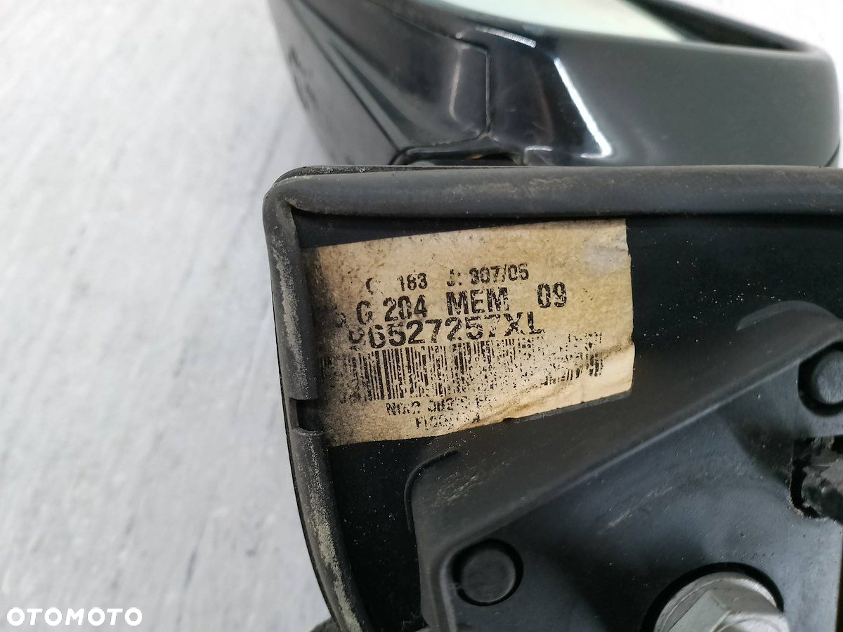 LUSTERKO LEWE PEUGEOT 407 96527257XL - 2
