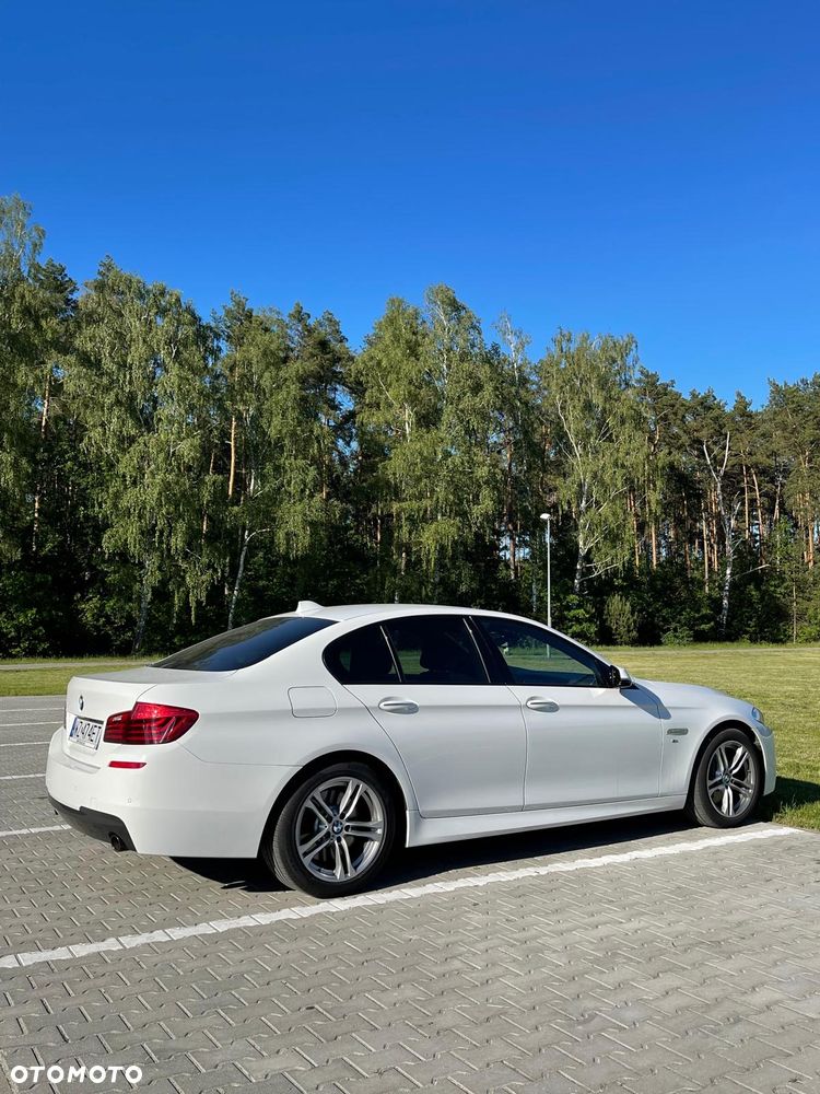 BMW Seria 5 2016 photo 2