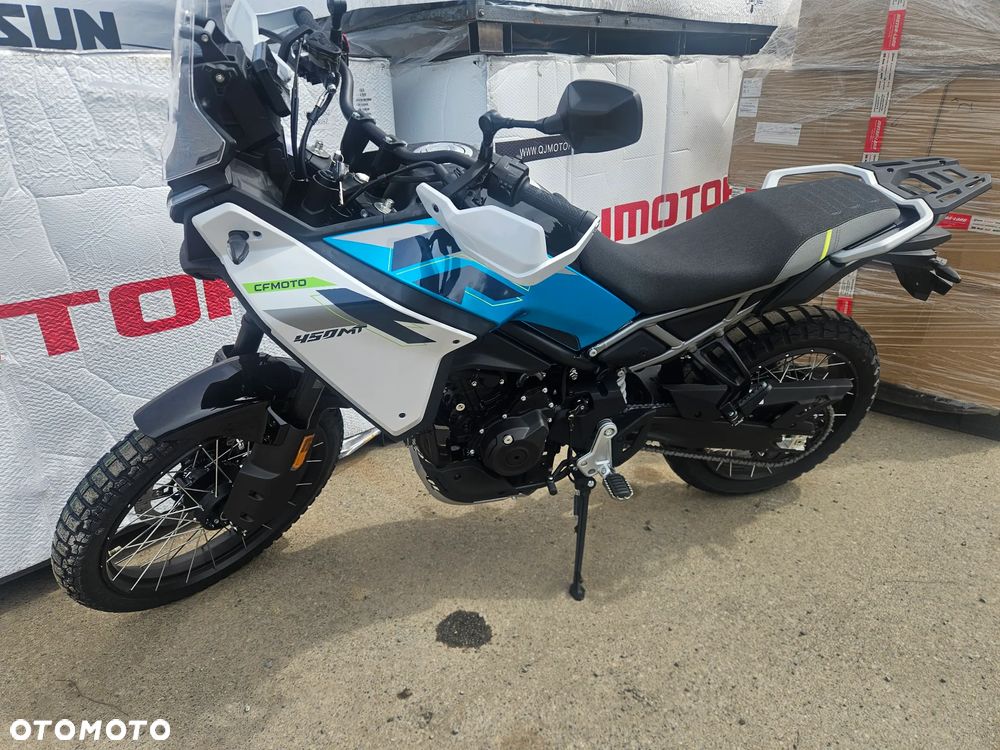 CFMoto MT - 2