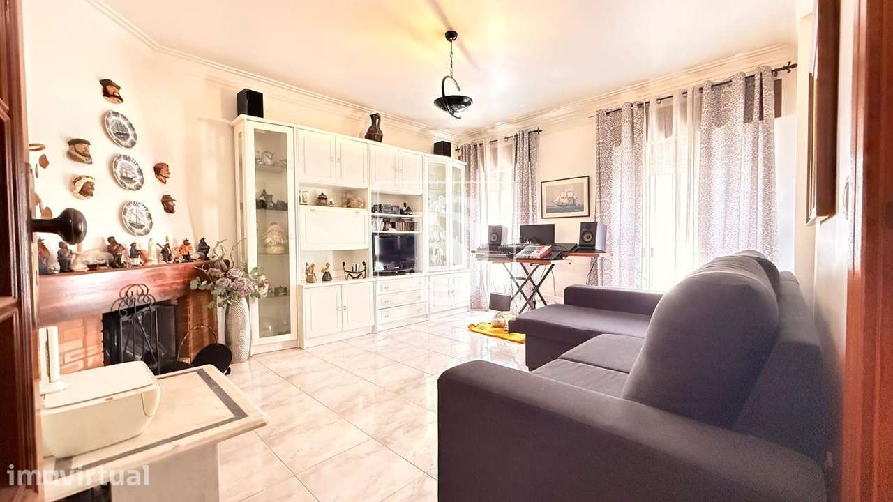 Apartamento T1 Venda em Alhos Vedros,Moita - Grande imagem: 2/24