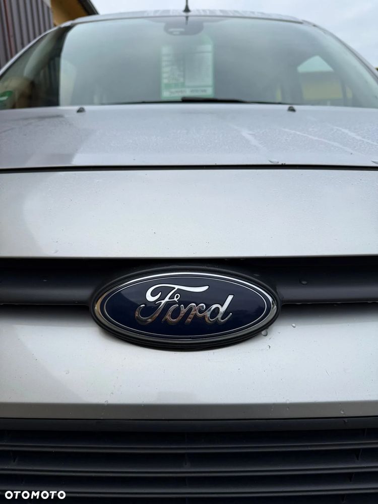 Ford Transit Connect - 10