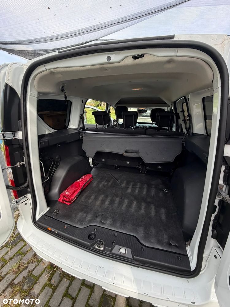 Dacia Dokker - 5