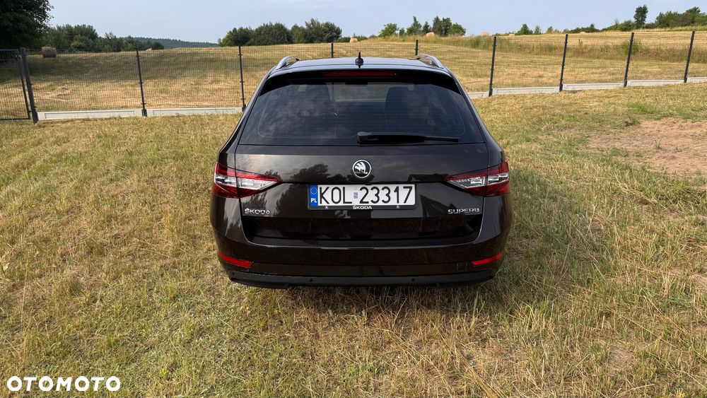 Skoda Superb 2.0 TDI DSG Style - 5