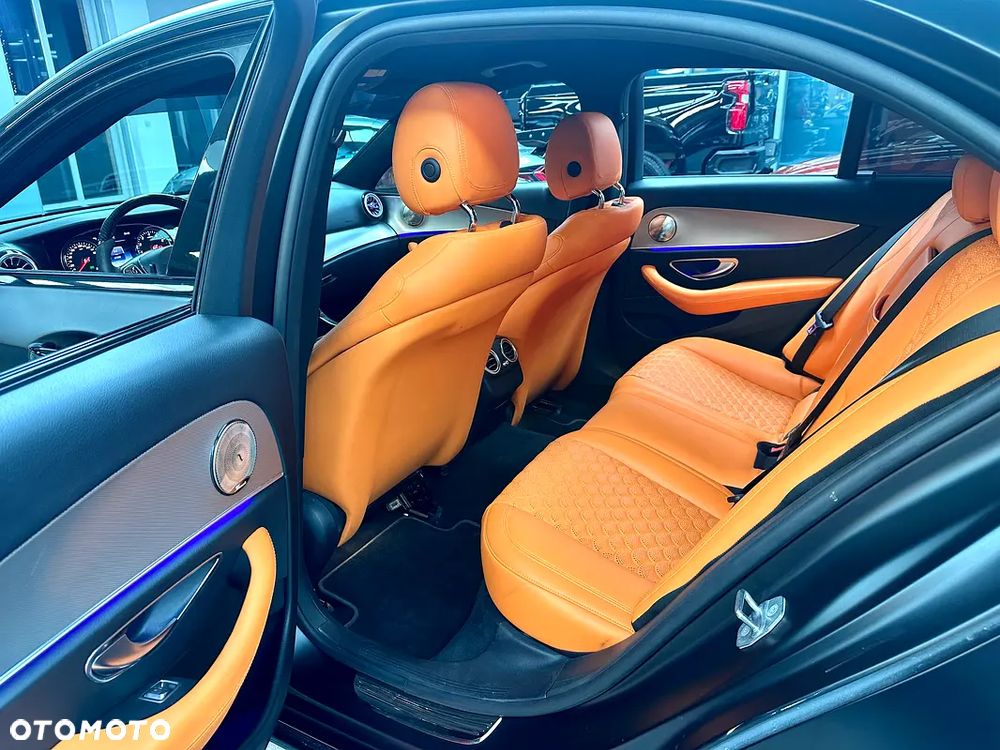 Mercedes-Benz Klasa E 400 7G-TRONIC - 9