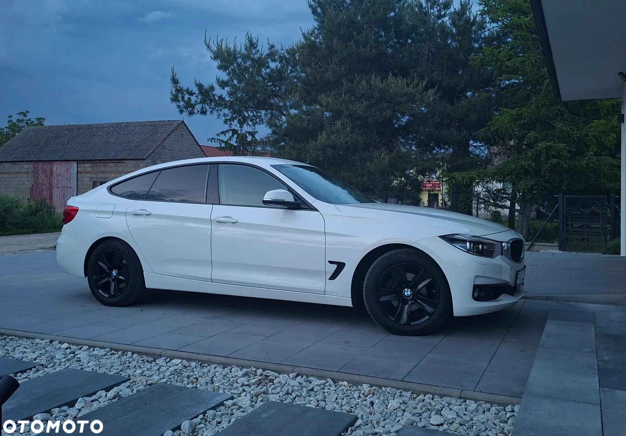 BMW 3GT 320i GPF xDrive - 1