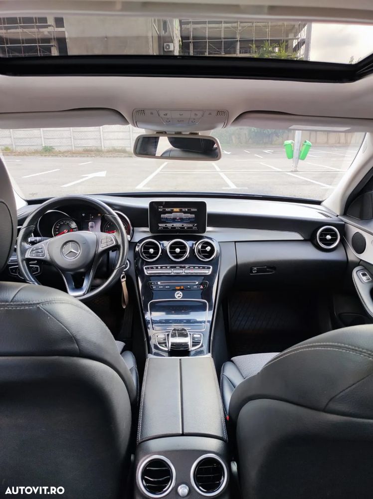 Mercedes-Benz C - 15