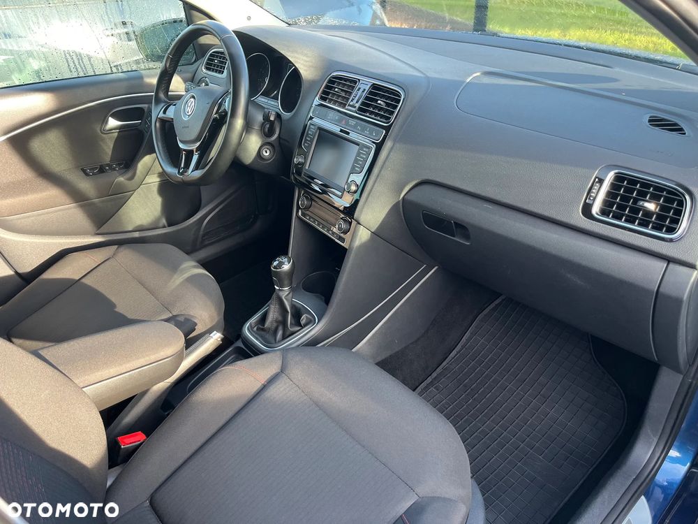 Volkswagen Polo 1.2 TSI (Blue Motion Technology) SOUND - 14