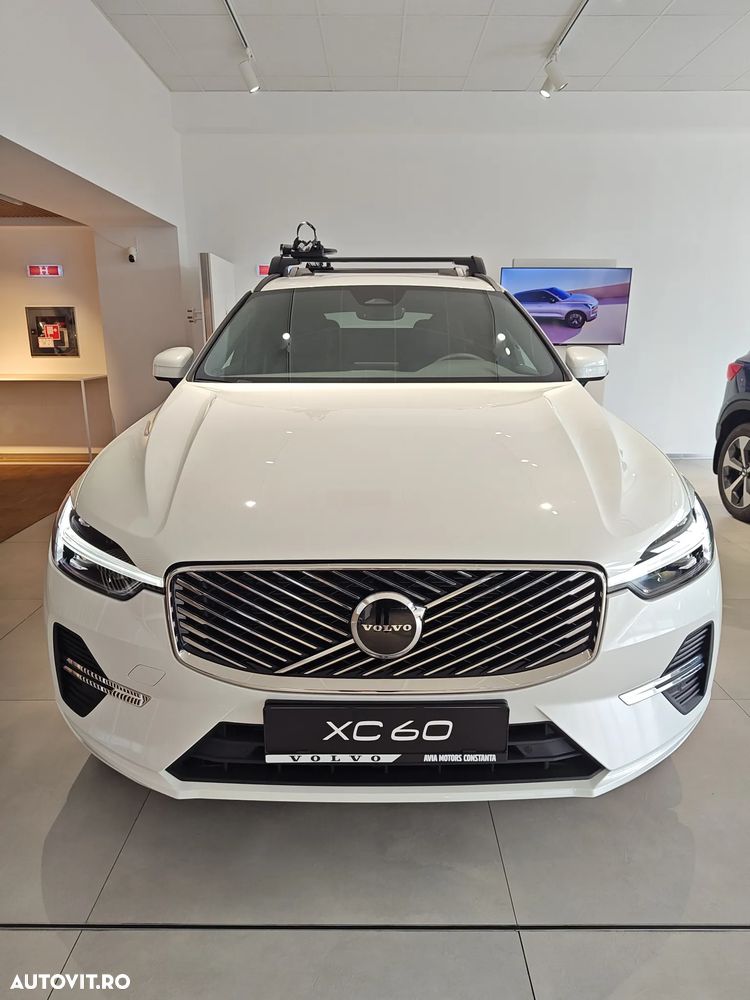 Volvo XC 60 B5 AT AWD MHEV Core - 3