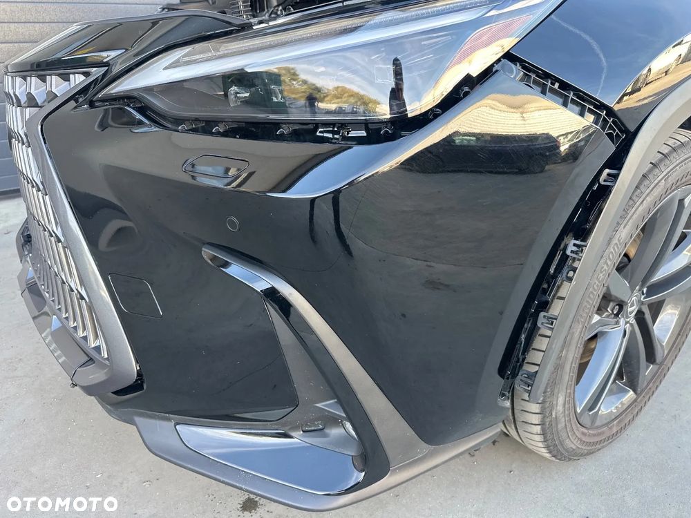 Lexus NX 350h Prestige AWD - 25