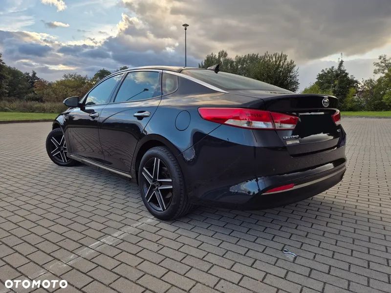 Kia Optima 1.7 CRDI M - 4