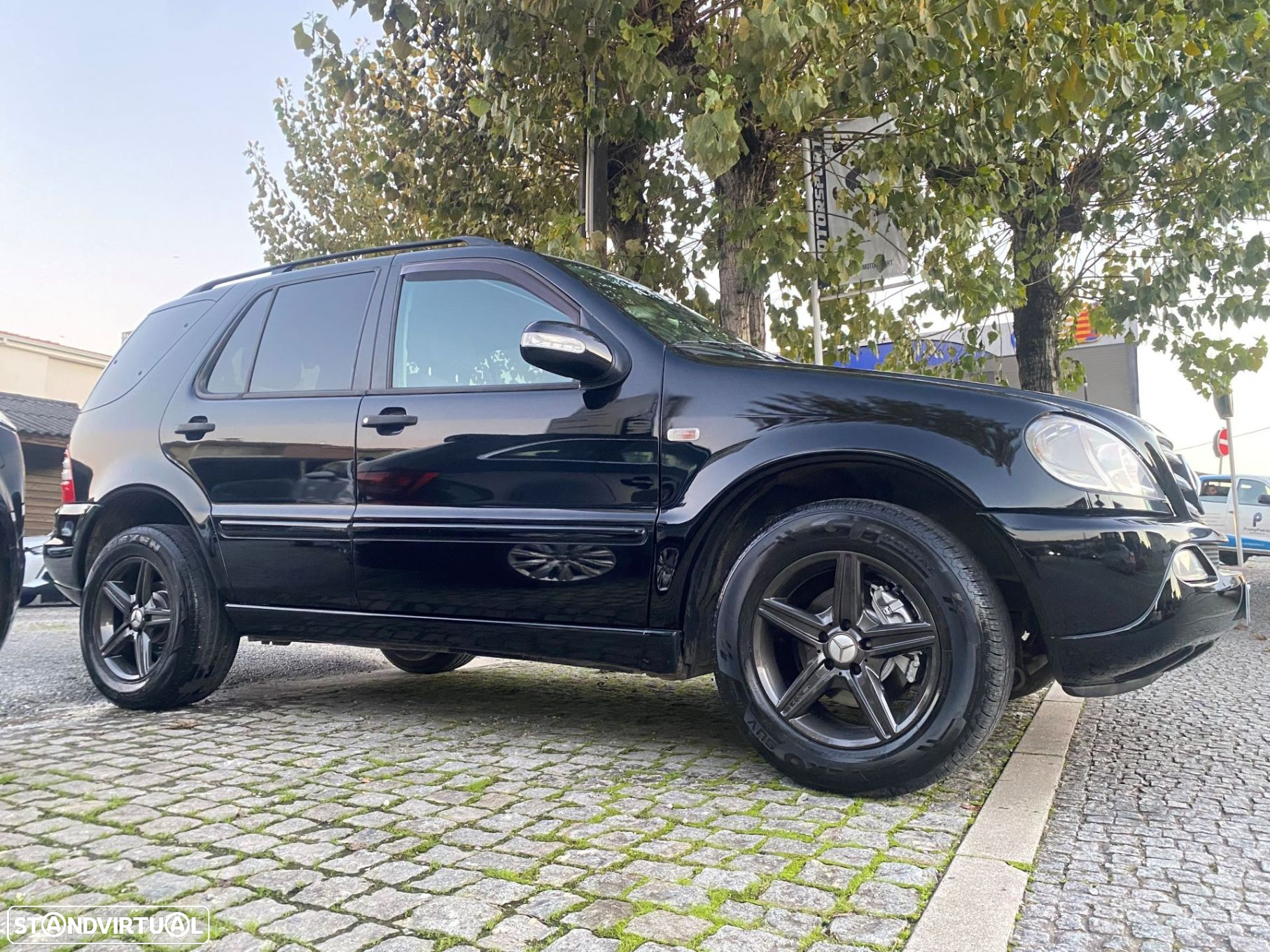 Mercedes-Benz ML 270 - 4
