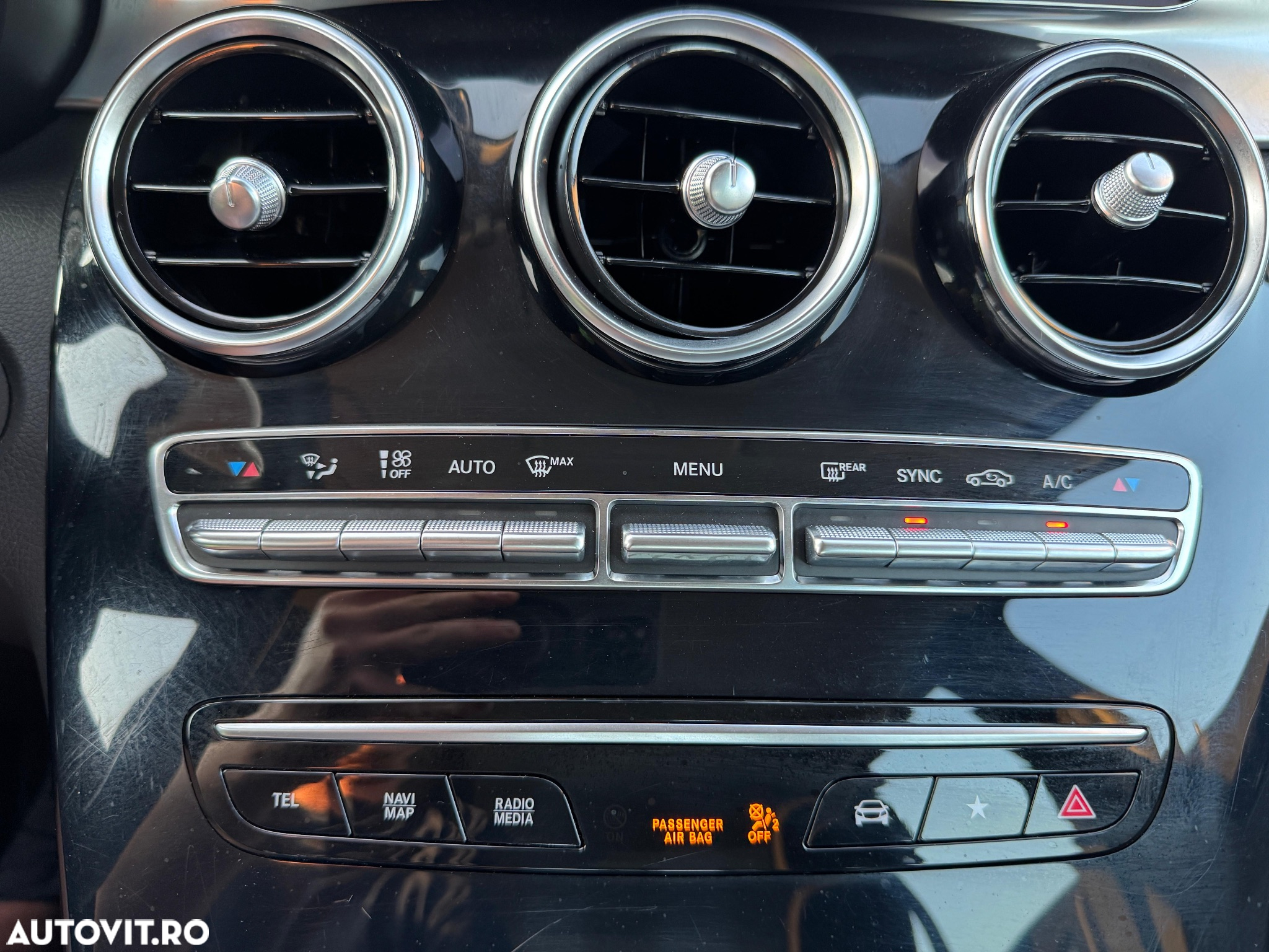 Mercedes-Benz GLC 200 d 4Matic 9G-TRONIC - 30