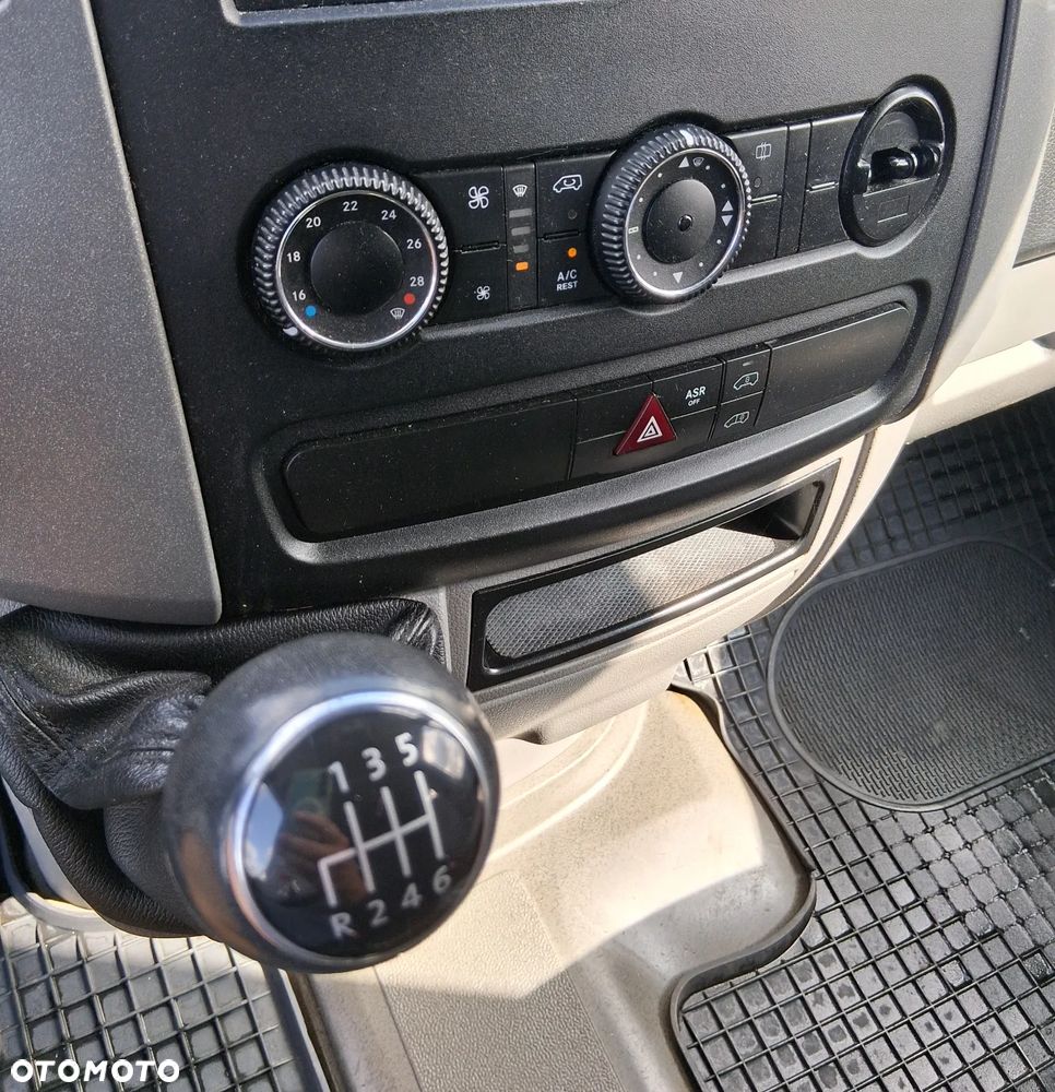 Volkswagen Crafter - 15