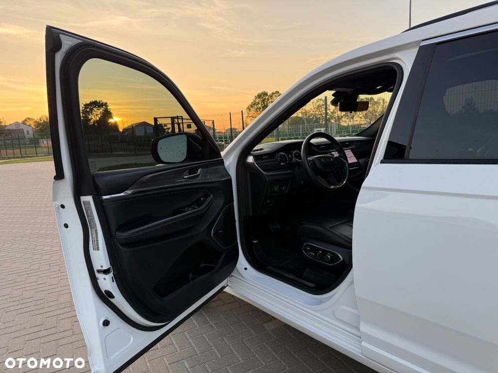 Jeep Grand Cherokee 5.7 V8 Overland - 10