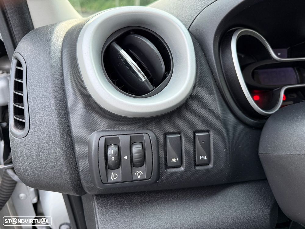 Renault Trafic - 14