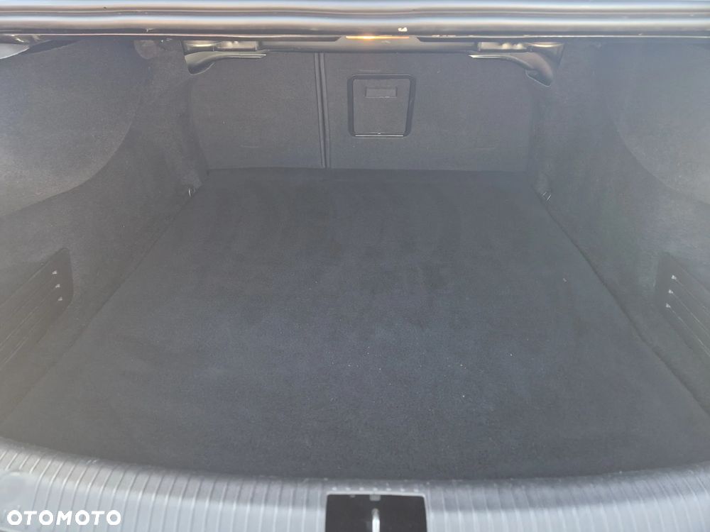 Renault Talisman ENERGY dCi 160 EDC INITIALE PARIS - 9
