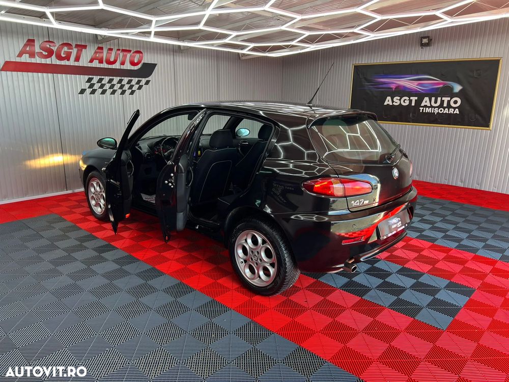 Alfa Romeo 147 - 16