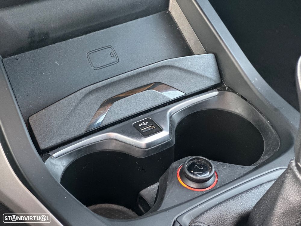 BMW 118 i Advantage - 21