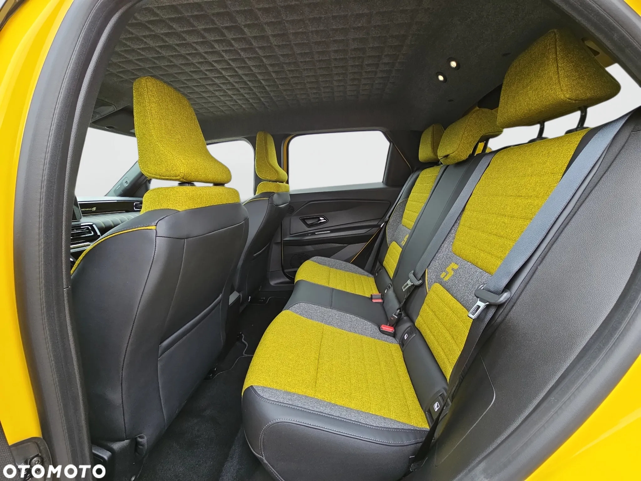 Renault 5 52kWh Comfort Range Iconic Cinq - 24