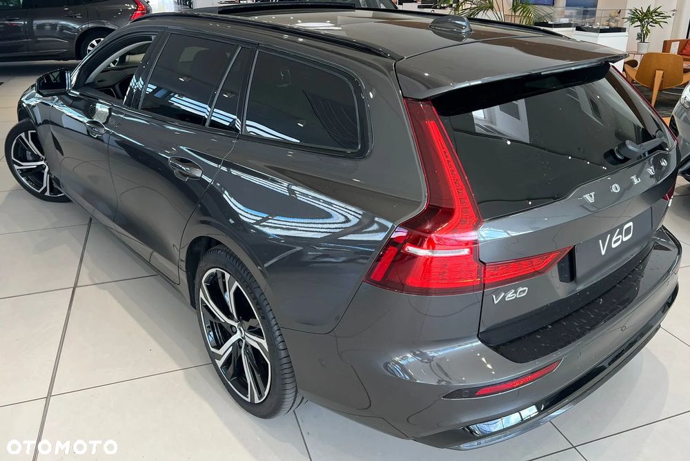 Volvo V60 B4 B DKG Ultimate Dark - 8