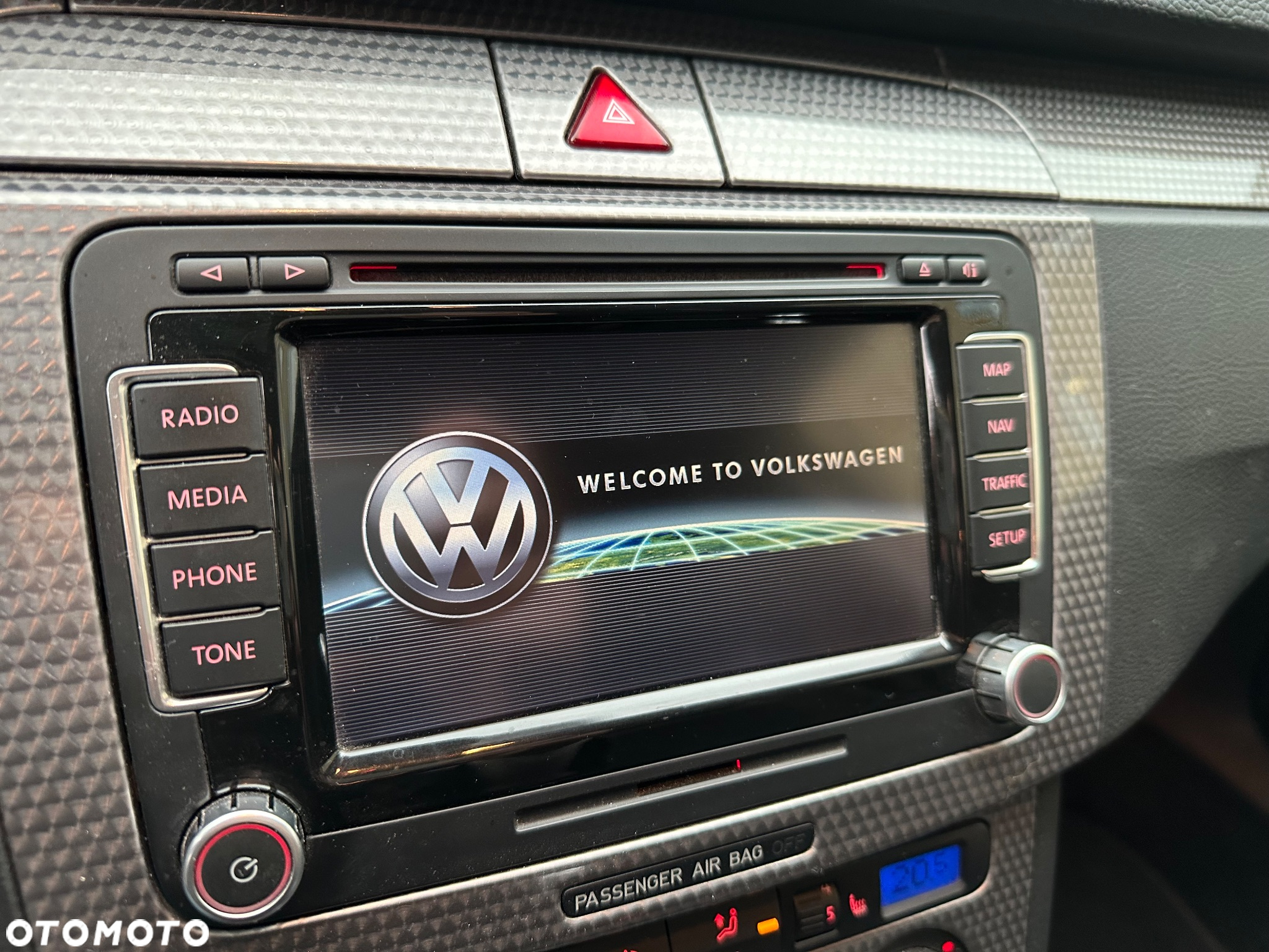 Volkswagen Passat Variant 2.0 TSI R-Line - 19