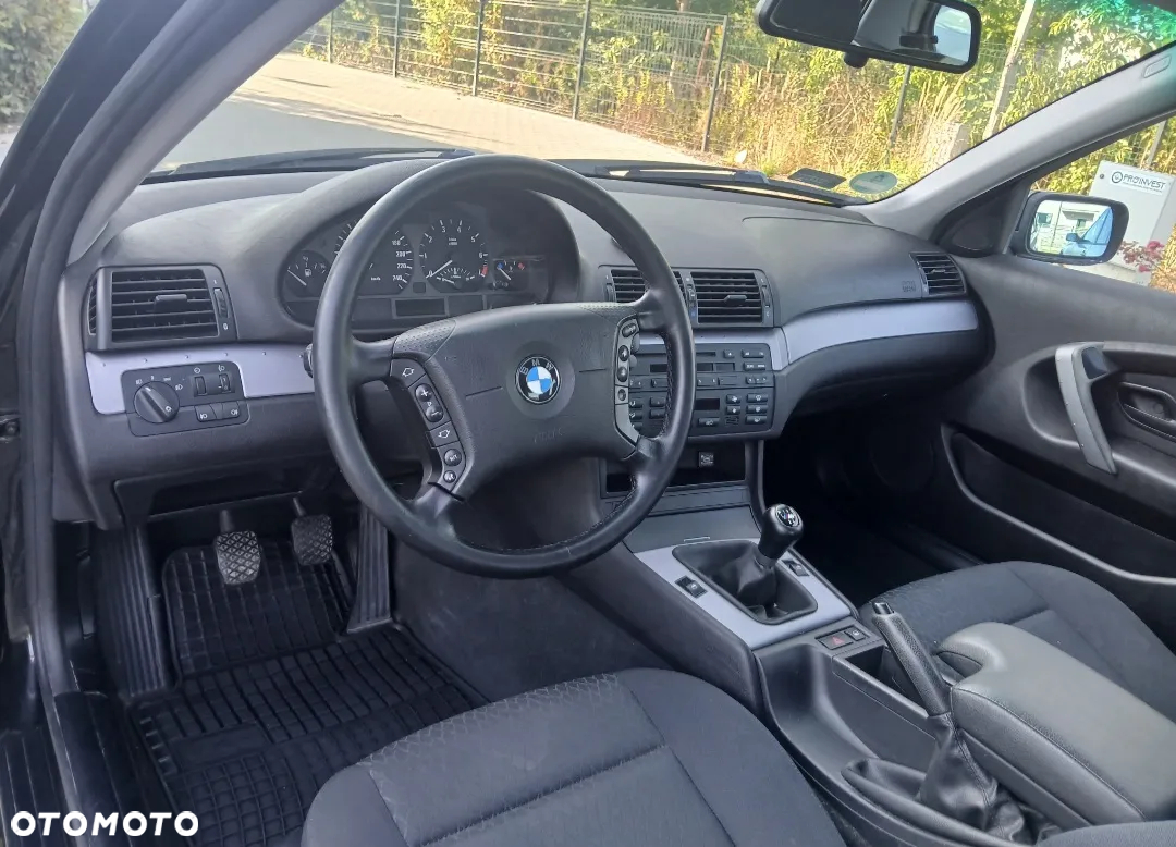 BMW Seria 3 316i - 5