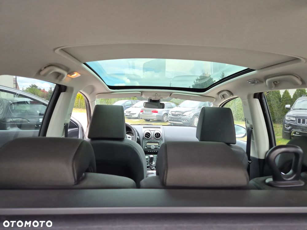 Nissan Qashqai+2 2.0 I-Way - 23