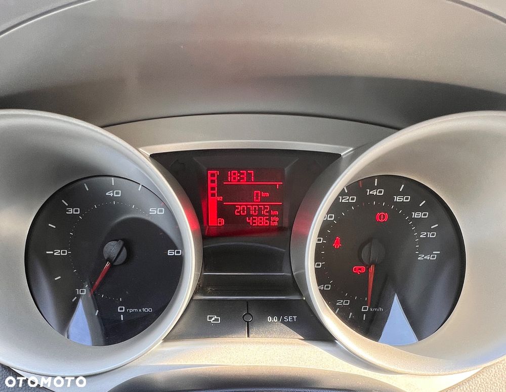Seat Ibiza 1.6 TDI CR Style - 12