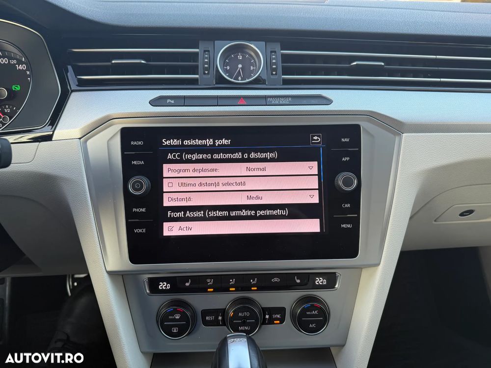 Volkswagen Passat 2.0 TDI SCR DSG Highline - 18