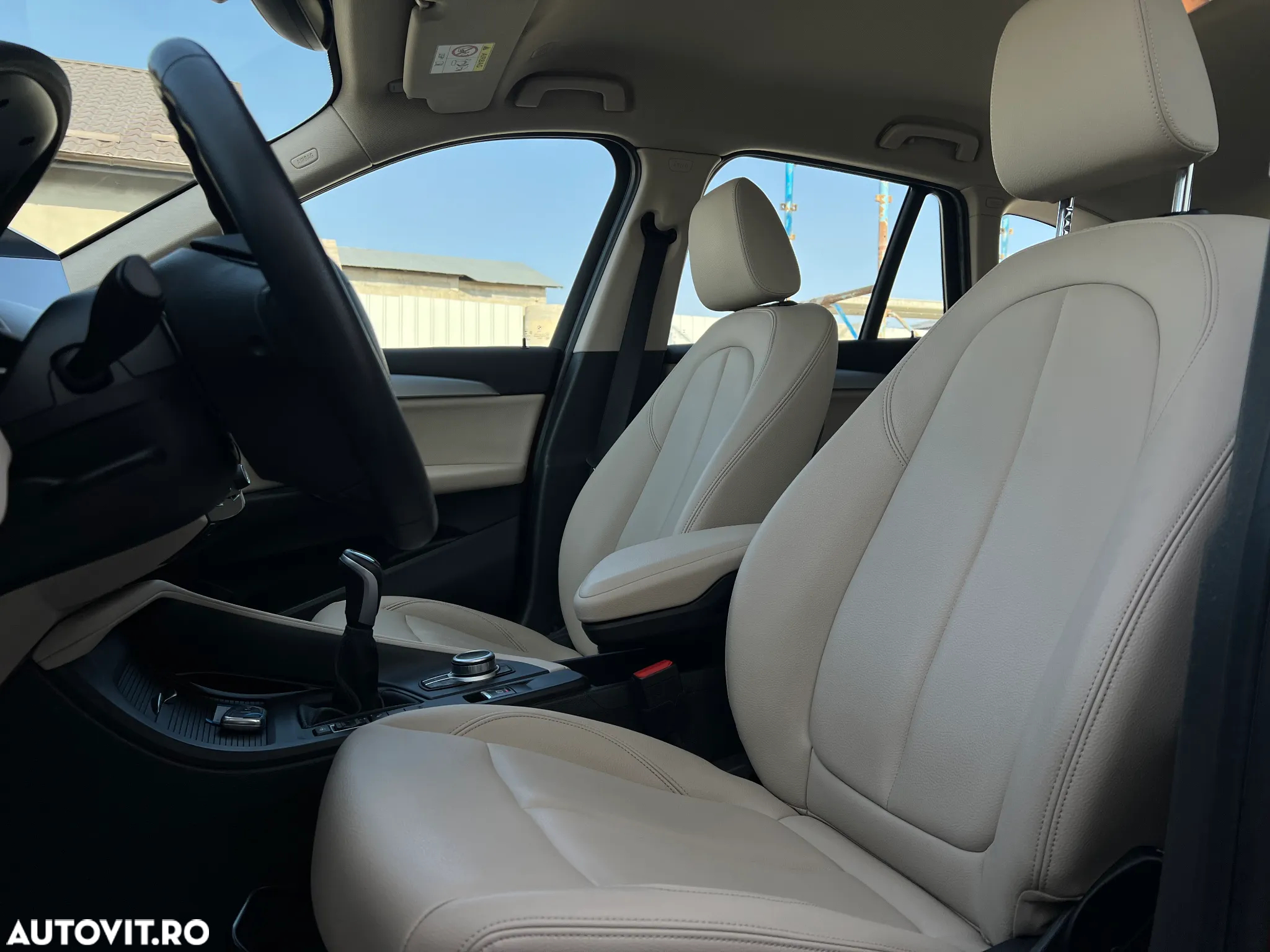BMW X1 sDrive16d - 6