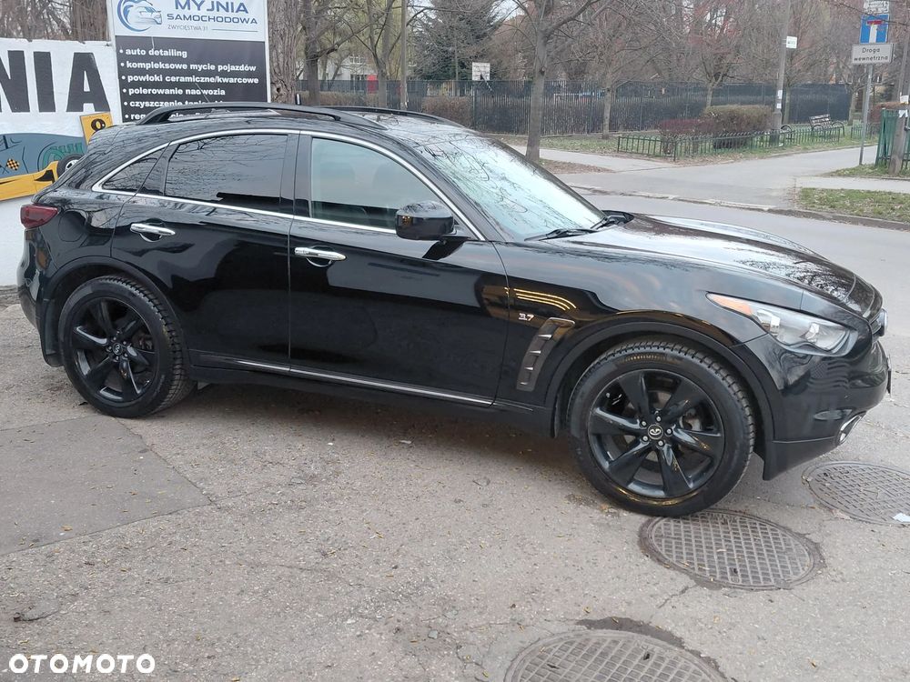 Infiniti QX70 3.7 AWD S Premium - 10