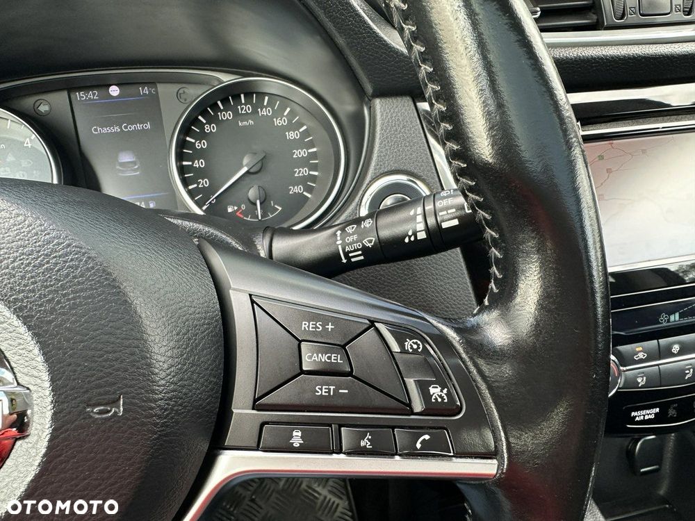 Nissan Qashqai 1.7 dCi N-Connecta - 20