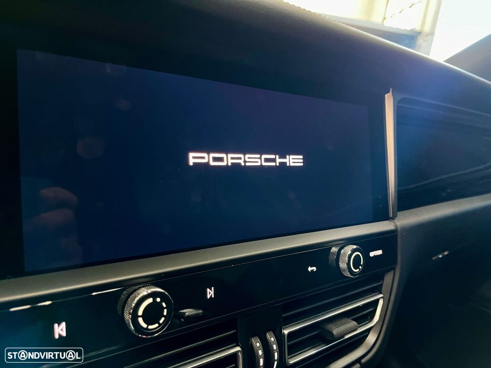 Porsche Macan S - 34