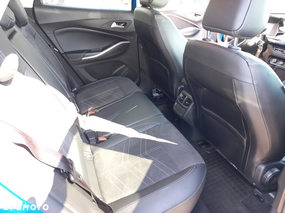 Opel Grandland 1.2 T GS S&S - 13