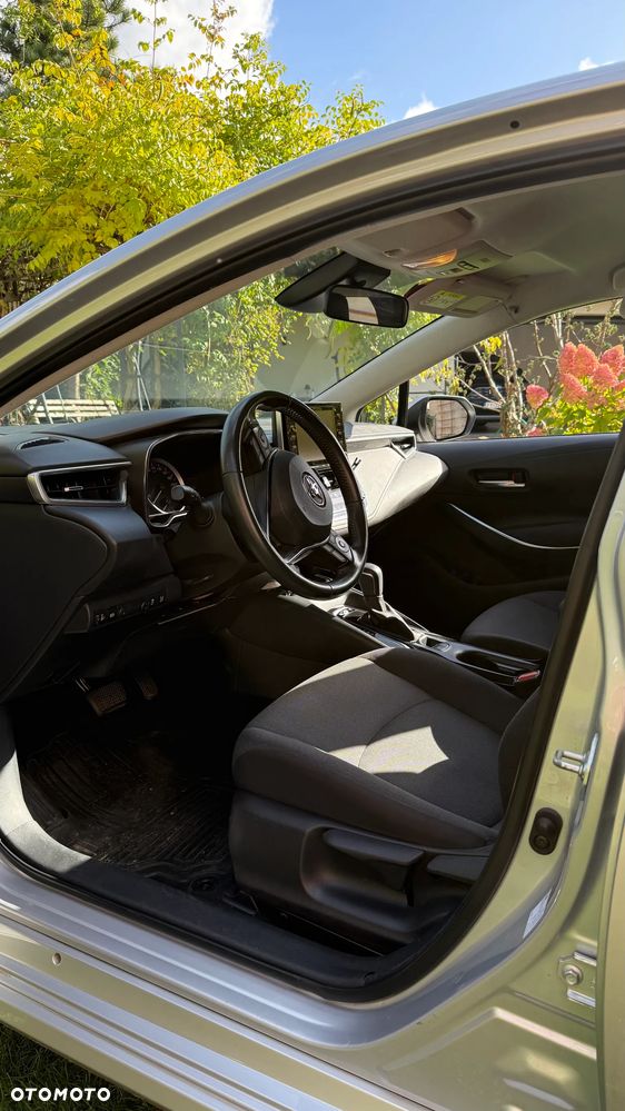 Toyota Corolla 1.8 Hybrid Comfort - 8